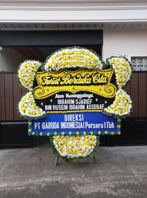 Papan Bunga Duka di Makmur